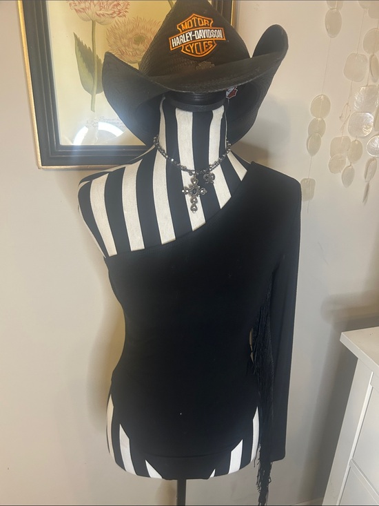 Tops - Woman’s black One shoulder fringe bodysuit small
